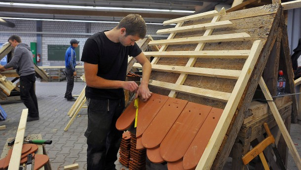 Automarkt Handwerk
 Weiterstadt Wo Lehrlinge ihr Handwerk lernen