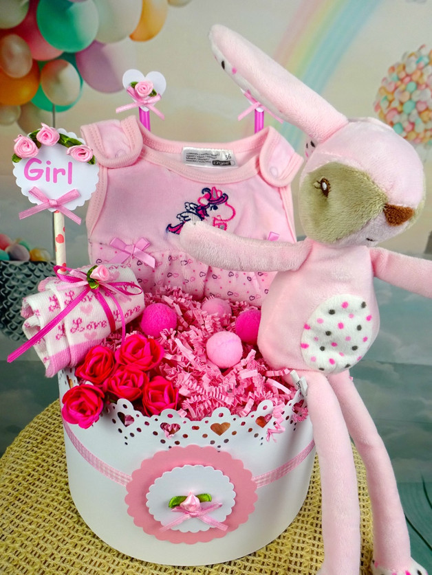 Baby Geschenke Gratis
 Windeltorten Windeltorte Mädchen Geschenk Babyparty