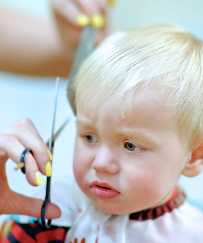 Baby Haarschnitt
 Babys Nägel & Haare schneiden Das sollten Eltern wissen