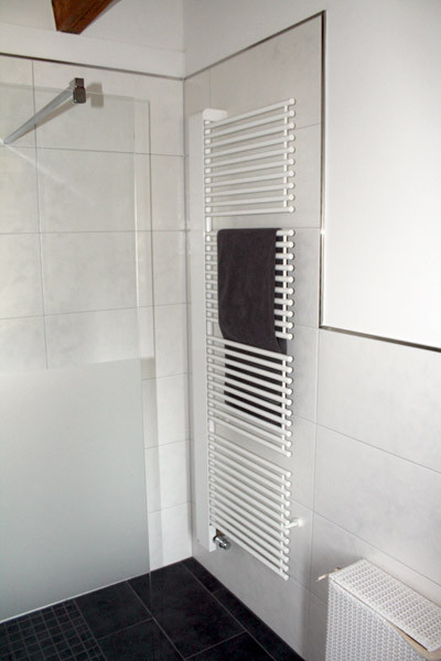 Badezimmer Heizkörper
 Badezimmer handtuchheizkörper – Eckventil waschmaschine