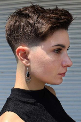 Barber Haarschnitt
 Barber Basics Taper Haarschnitt für Frauen 2018