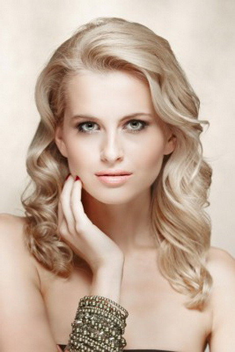 Blond Frisuren
 Frisuren blond 2014