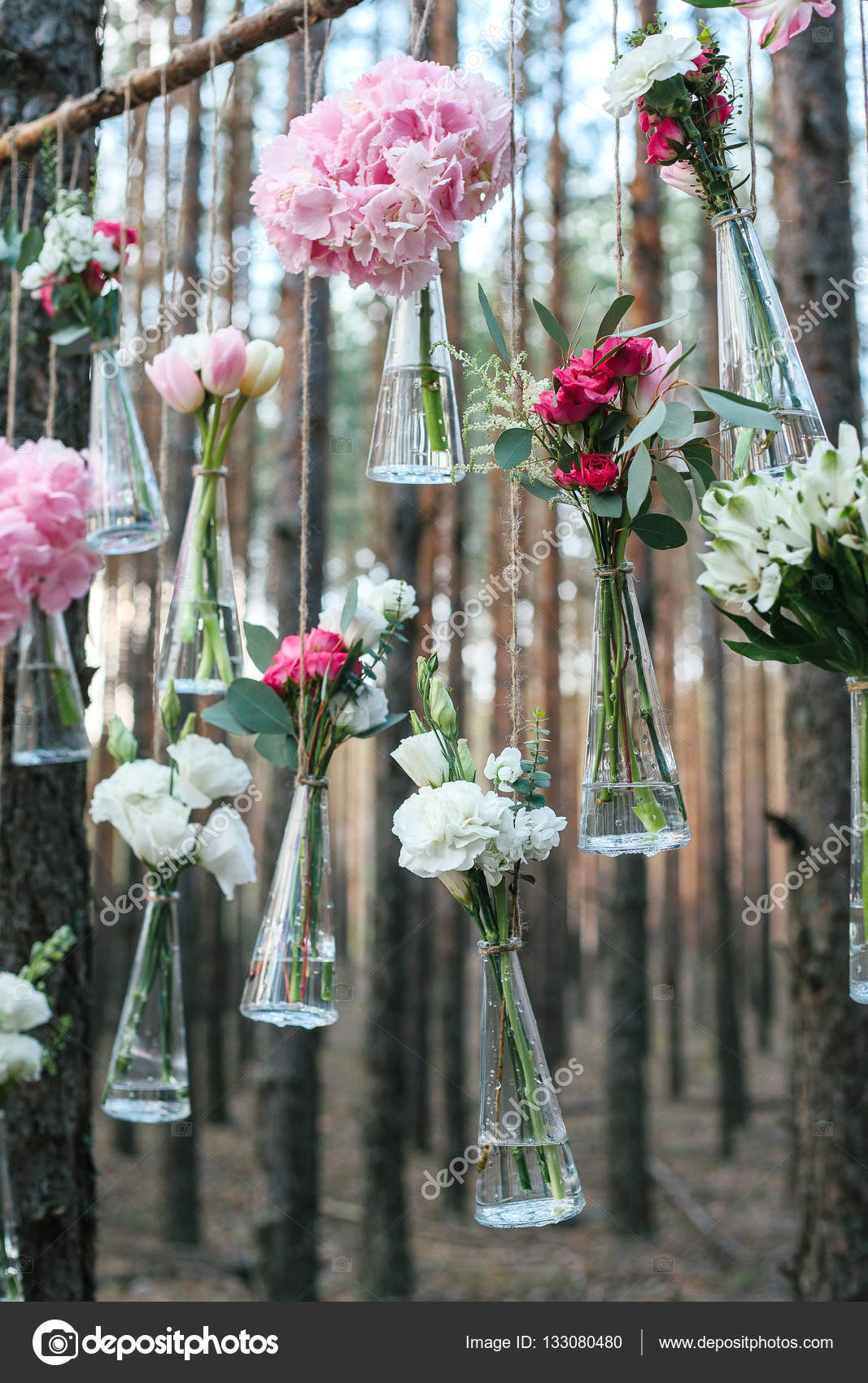 Blumendekoration Hochzeit
 Hochzeit Blumen Deko Bogen in den Wald Die Idee einer