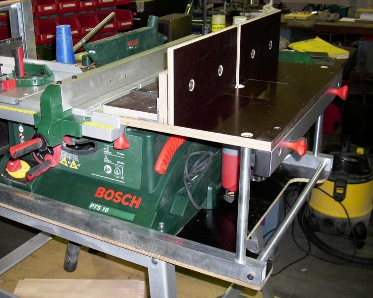 Bosch Diy Tischkreissäge Pts 10
 Tischkreissäge PTS 10 kombiniert mit Frästisch