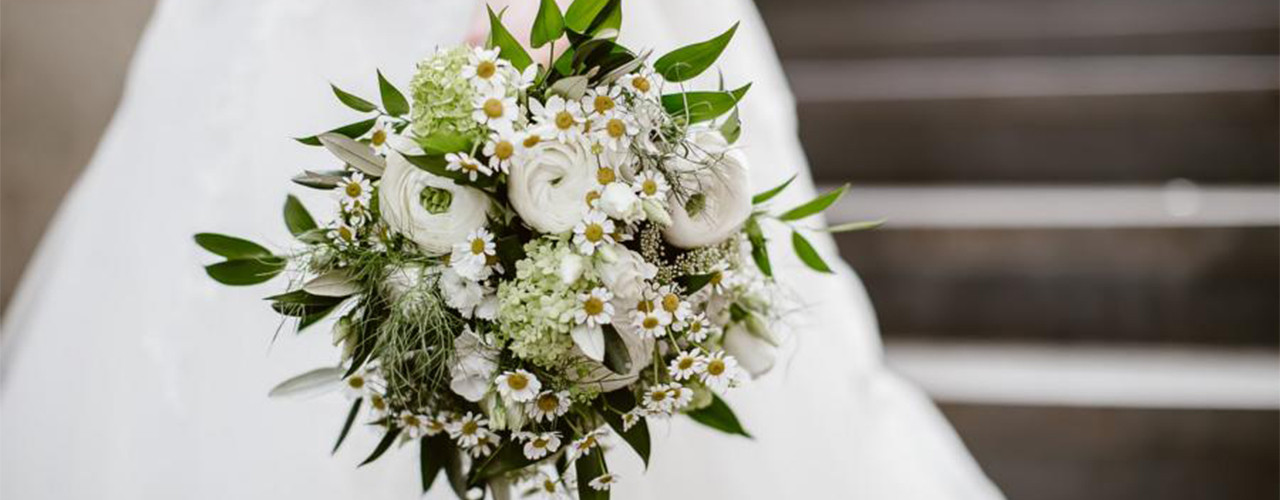 Brautstrauß 2019
 brautstrauß blumendekorationen zur Hochzeit brautstrauß