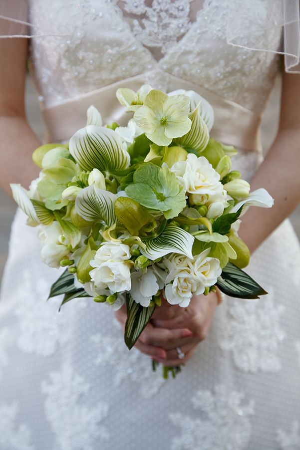 Brautstrauß Grün
 Brautstrauß Weiß und grün