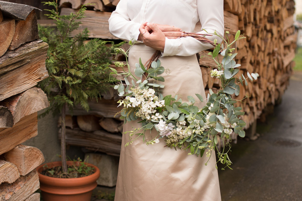 Brautstrauß Hängend
 Trend 2017 für euren Brautstrauß Hoop Bouquets