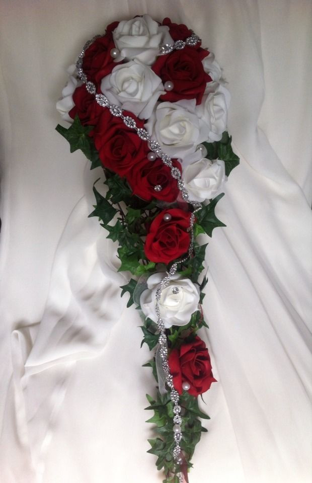 Brautstrauß Rosen
 NEU BRAUTSTRAUSS edel Wasserfall Rosen rot weiß
