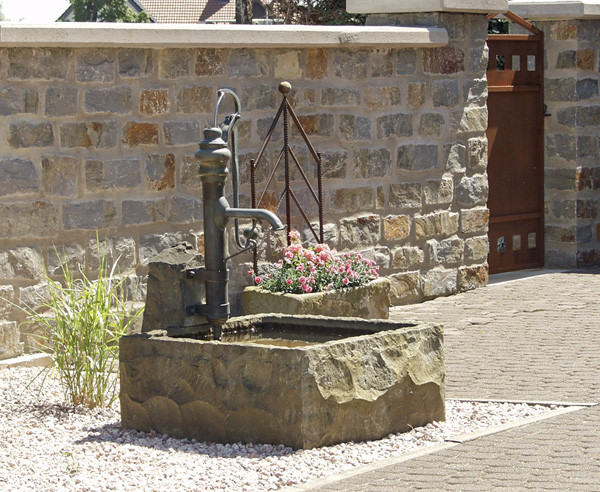 Brunnen Garten
 Zisterne und Brunnen im Garten bauen