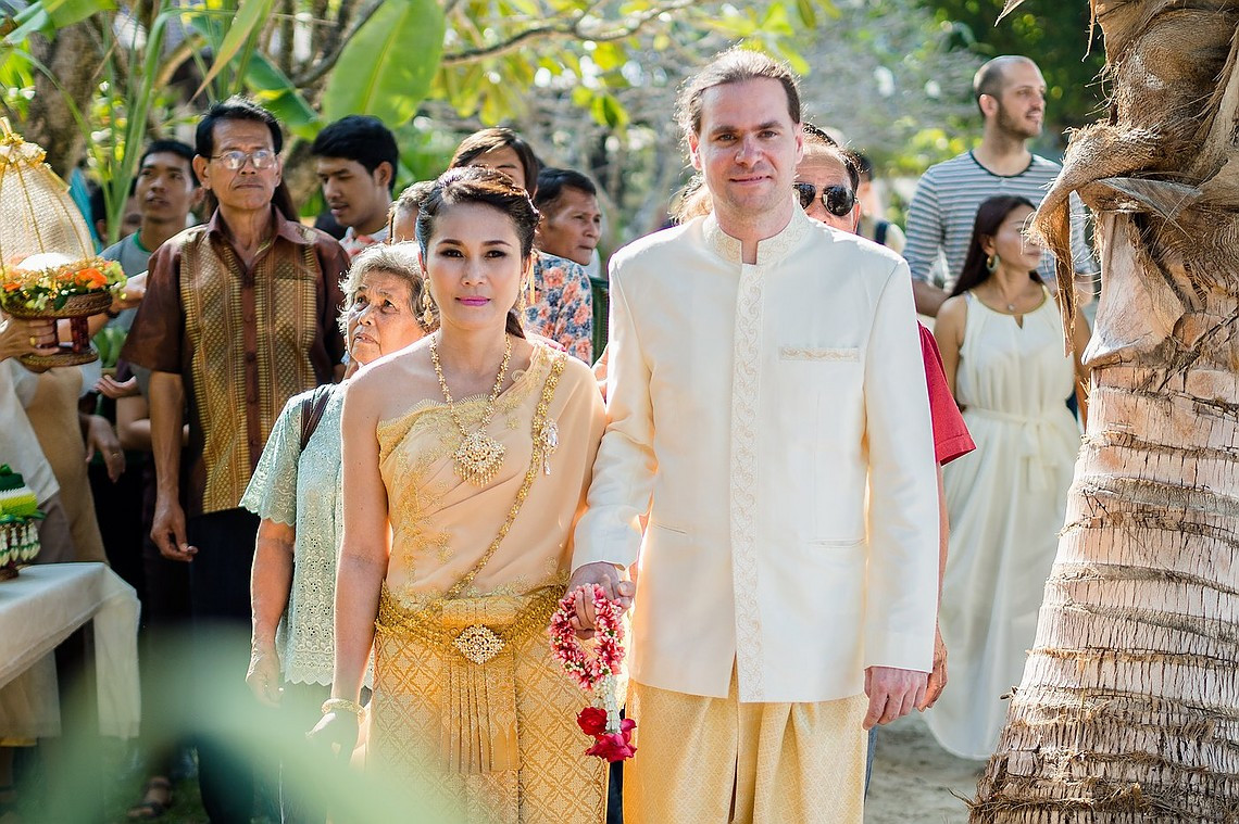 Buddhistische Hochzeit
 Hochzeit in Thailand – Eine buddhistische Hochzeits