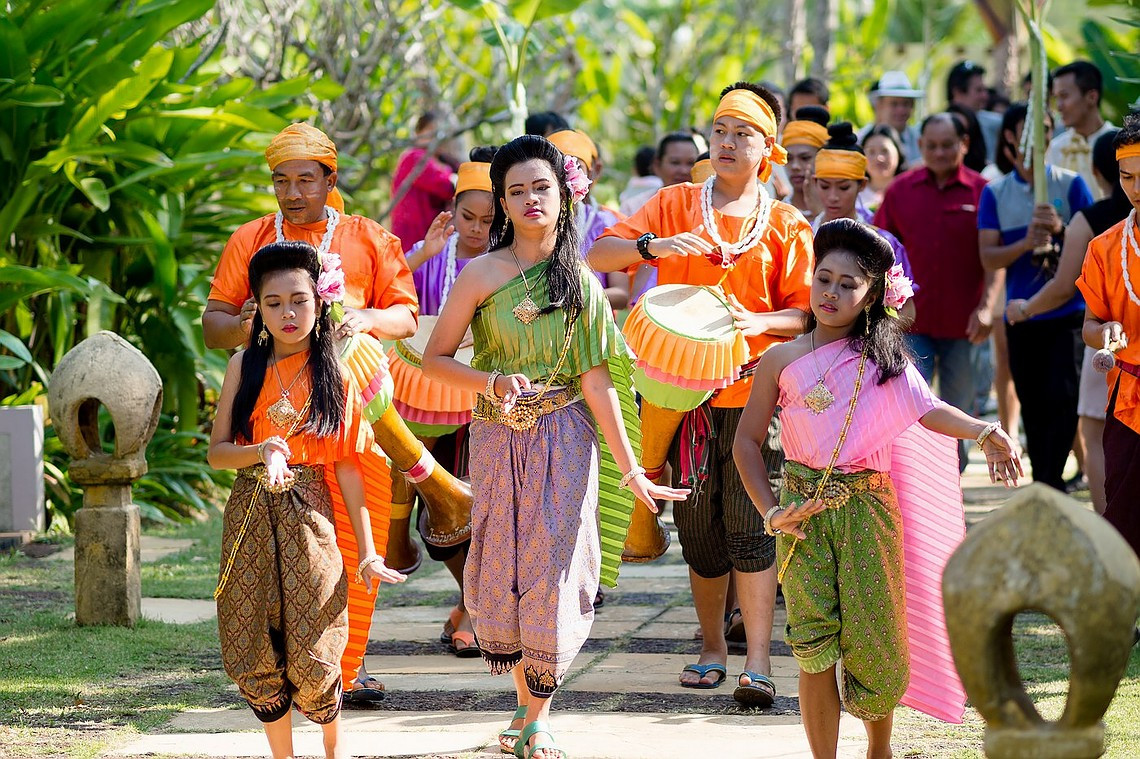 Buddhistische Hochzeit
 Hochzeit in Thailand – Eine buddhistische Hochzeits