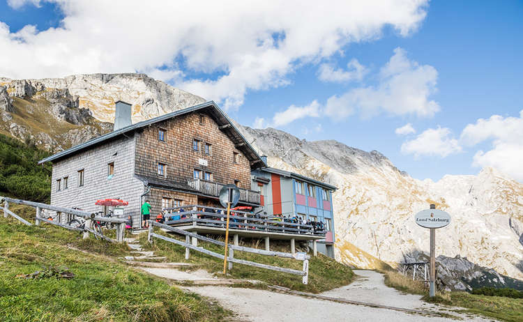 Carl Von Stahl Haus
 Bergtour Hohes Brett über Brettgabel