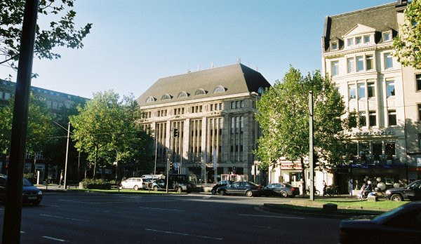 Carsch Haus
 Carsch Haus Düsseldorf Altstadt 1915