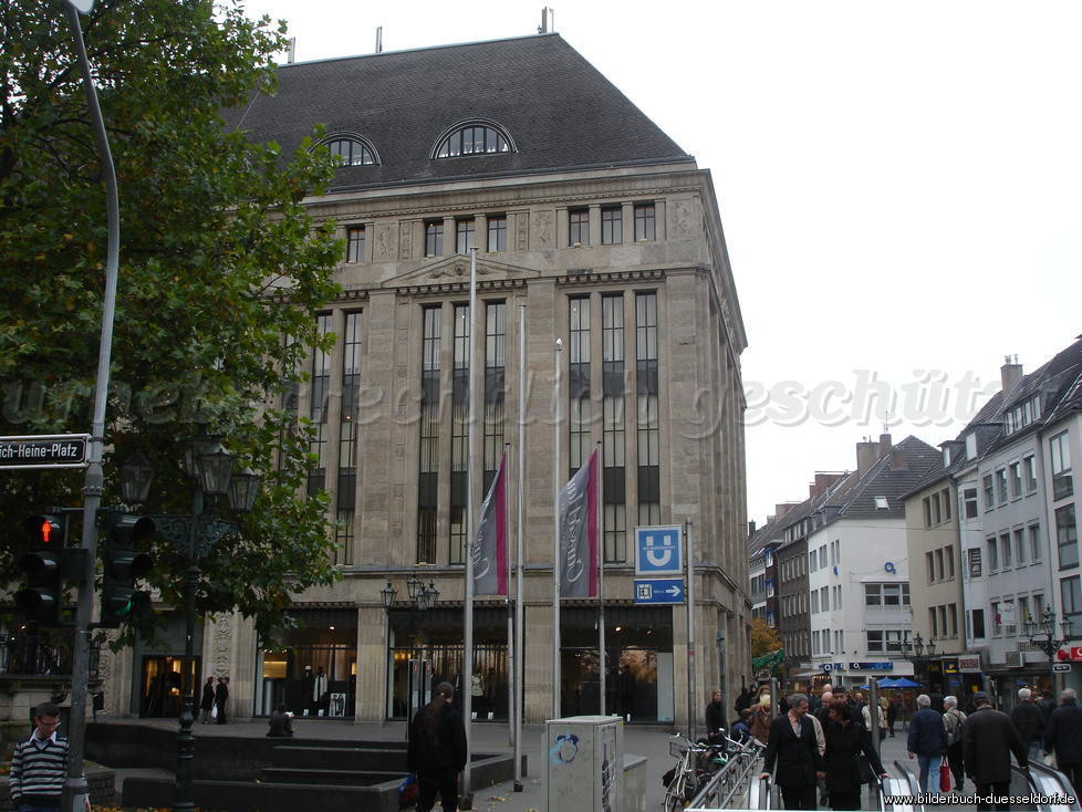 Carsch Haus
 Bilderbuch Düsseldorf Carsch Haus