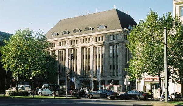 Carsch Haus
 Carsch Haus Düsseldorf Altstadt 1915