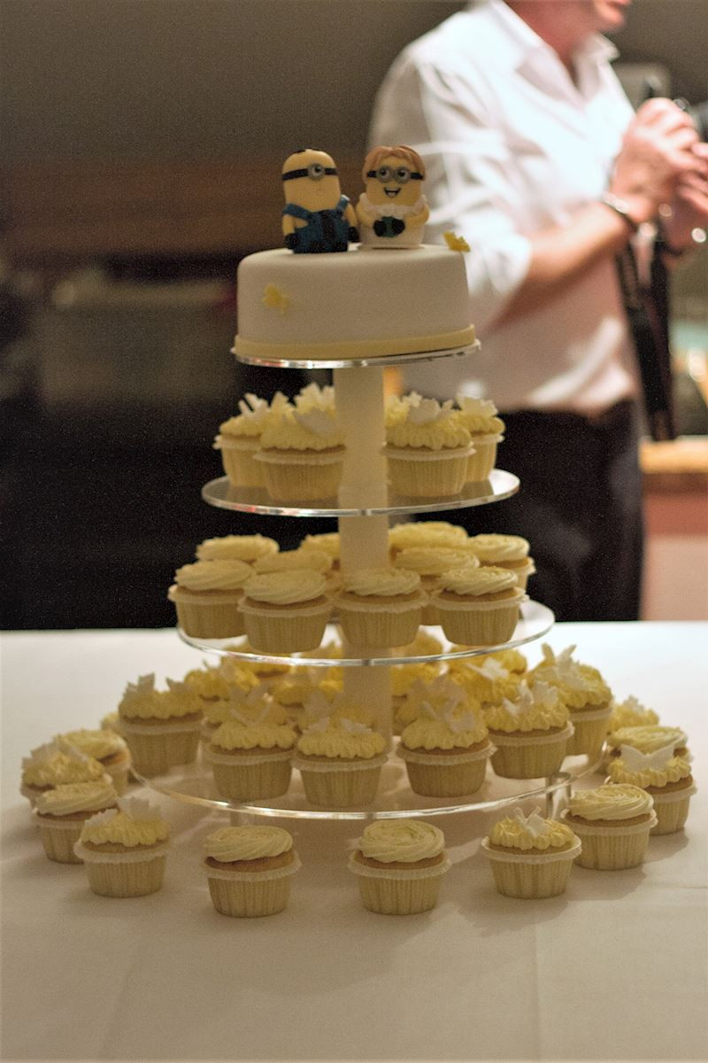 Cupcake Hochzeitstorte
 Hochzeitstorte mit Cupcakes in München und Umgebung