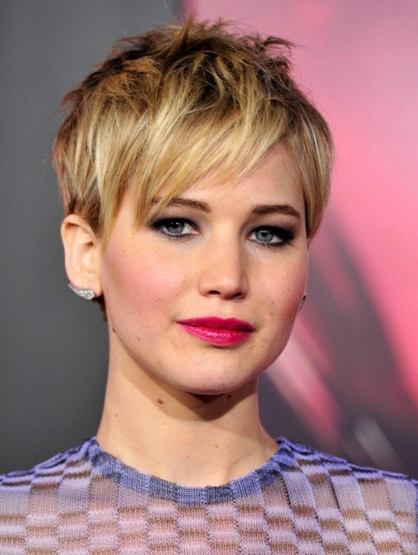 Damen Frisuren 2019 Kurz
 Frisurentrends 2019 Damen Kurz – frisuren 2019 mittellang