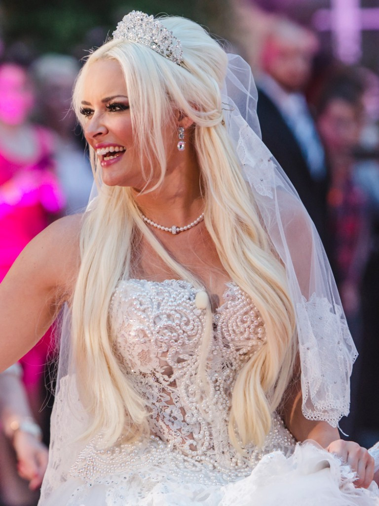 Daniela Katzenberg Hochzeit
 Daniela Katzenberger Dieses Geheimnis verrät sie kurz