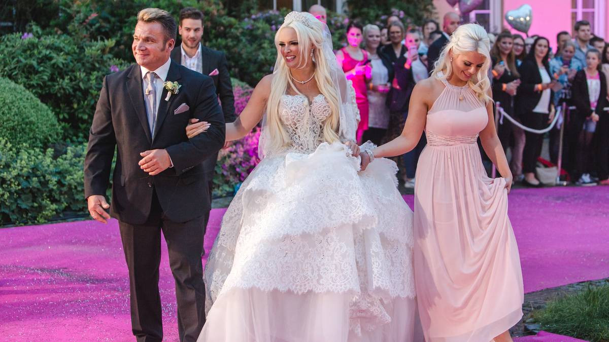 Daniela Katzenberg Hochzeit
 So war Hochzeit von Daniela Katzenberger und Lucas