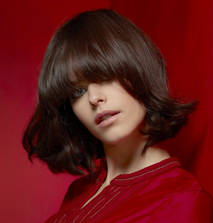 Deavita Frisuren
 Bob Frisuren halblang – Ideen für mehr Volumen im Haar