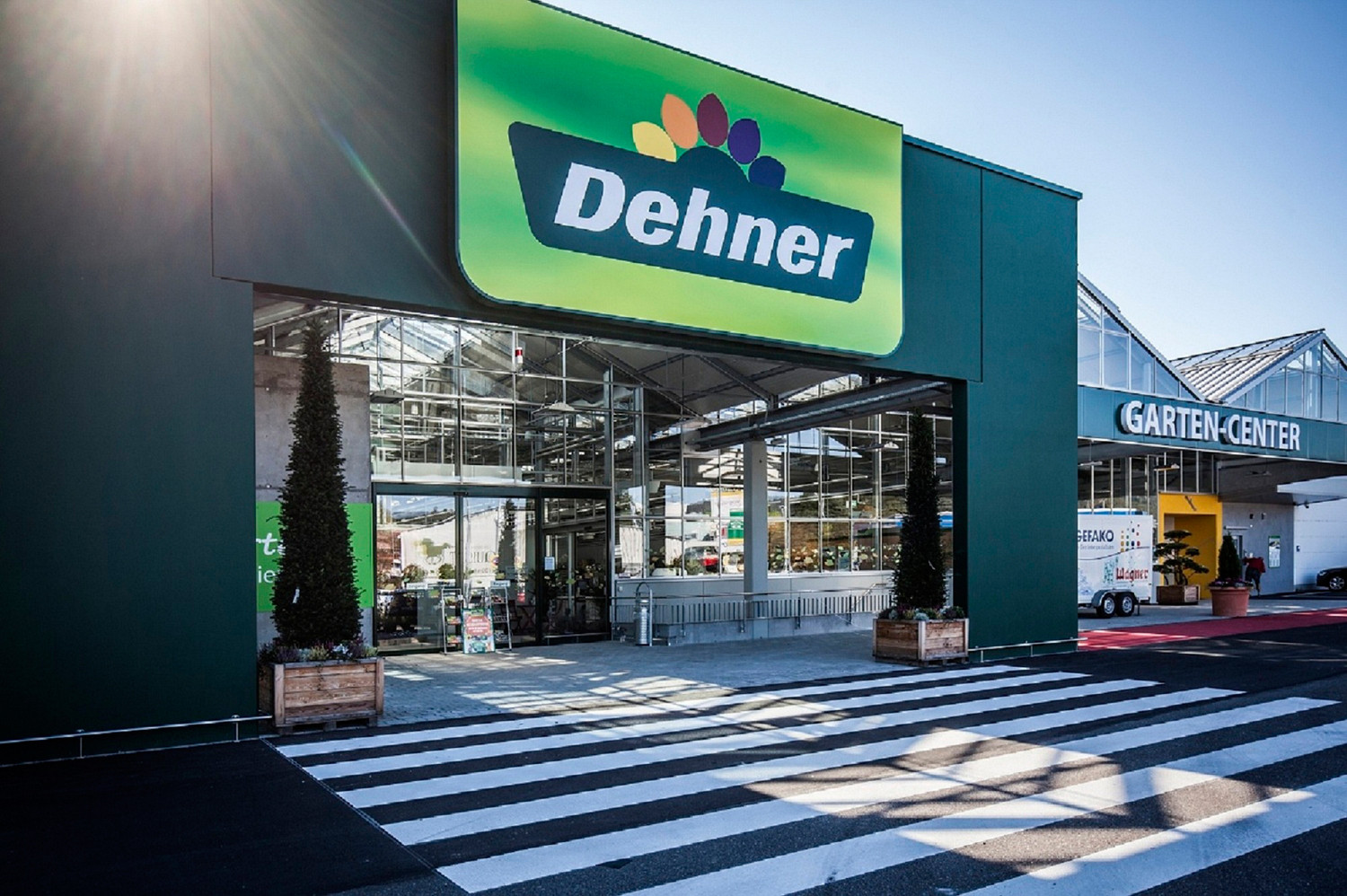 Dehner Garten
 Premiere in Waldshut Tiengen Dehner eröffnet neues Garten