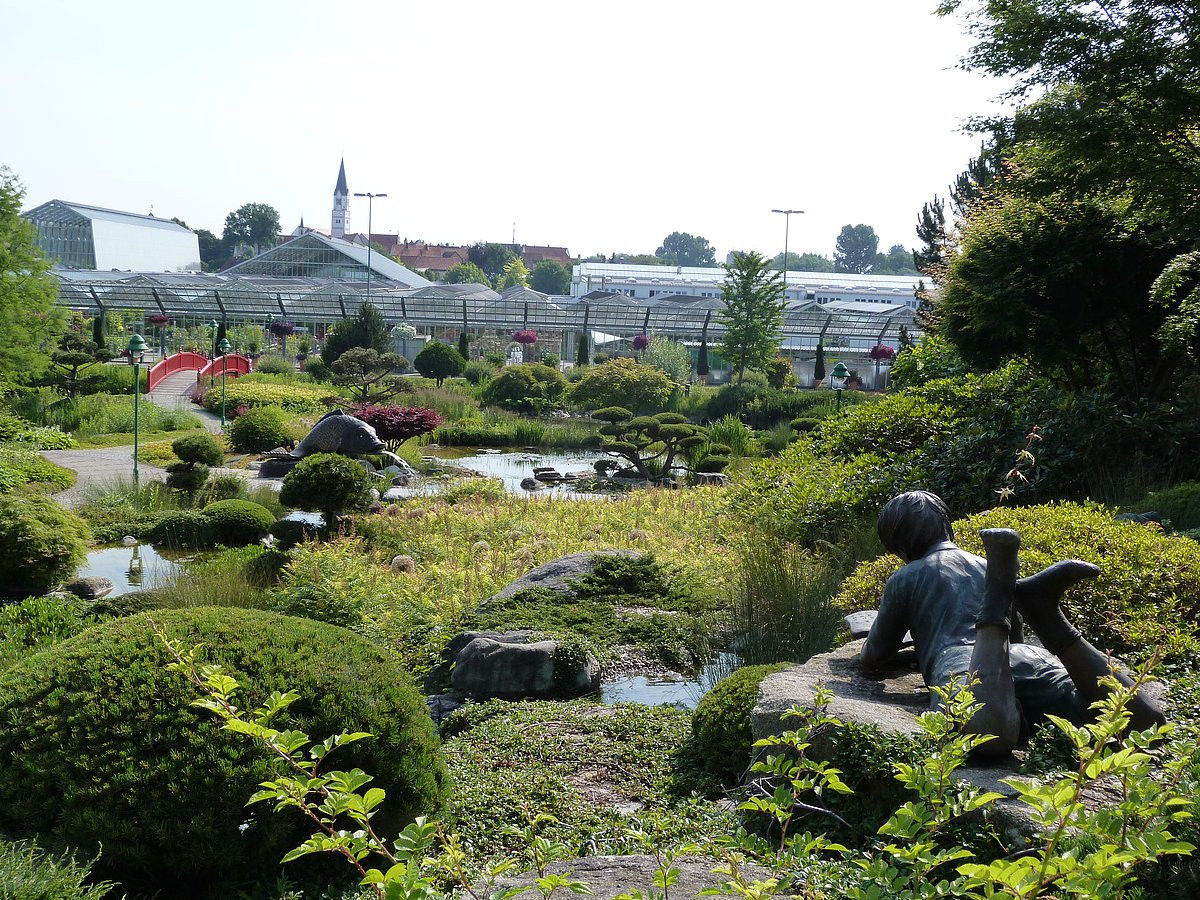 Dehner Garten
 Dehner Blumenpark Ferienland Donau Ries