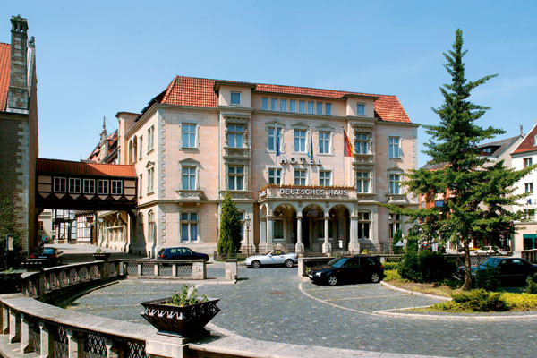 Deutsches Haus Braunschweig
 BUTLER Gastronomieführer – Hotel Deutsches Haus in