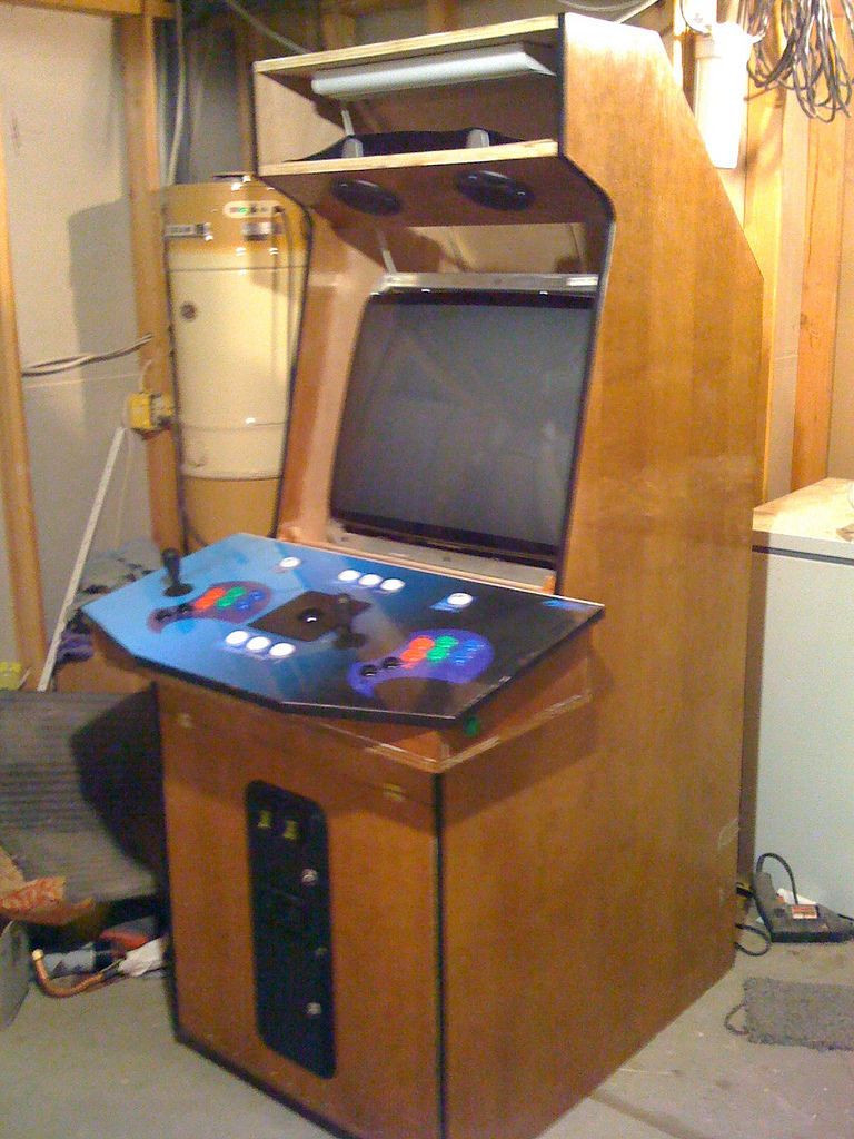 Diy Arcade Cabinet
 DIY MAME CABINET