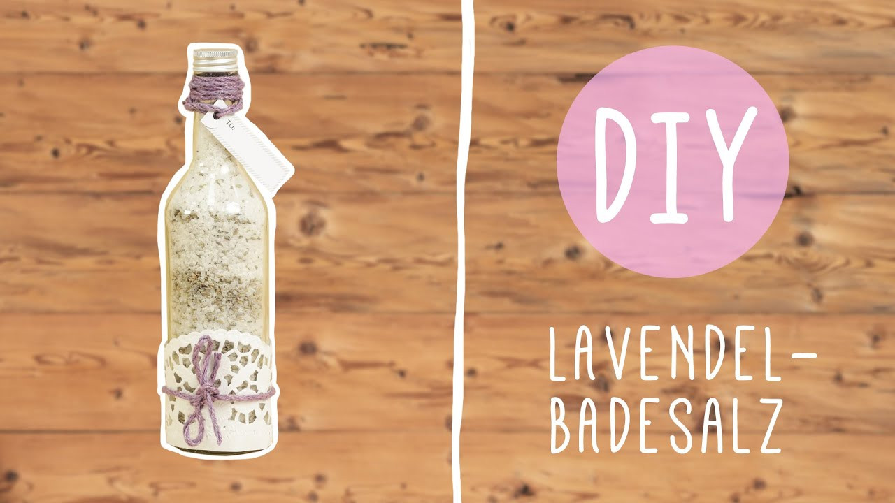 Diy Badesalz
 DIY mit Nina Moghaddam Duftendes Lavendel Badesalz