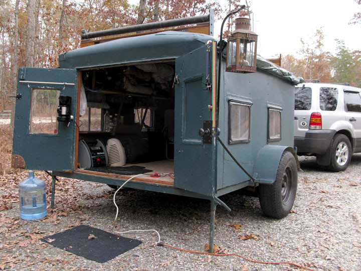 Diy Camper
 Homemade DIY Camper Trailer Made From Recycled Stuff