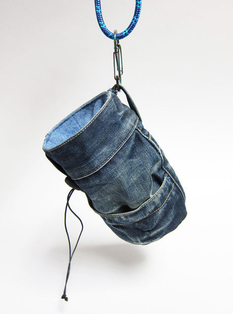 Diy Chalkbag
 DIY Rock Climbing