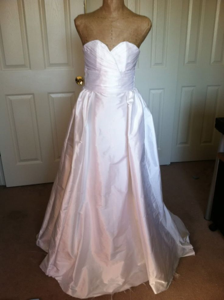 Diy Dress
 1000 images about DIY Wedding Dresses on Pinterest