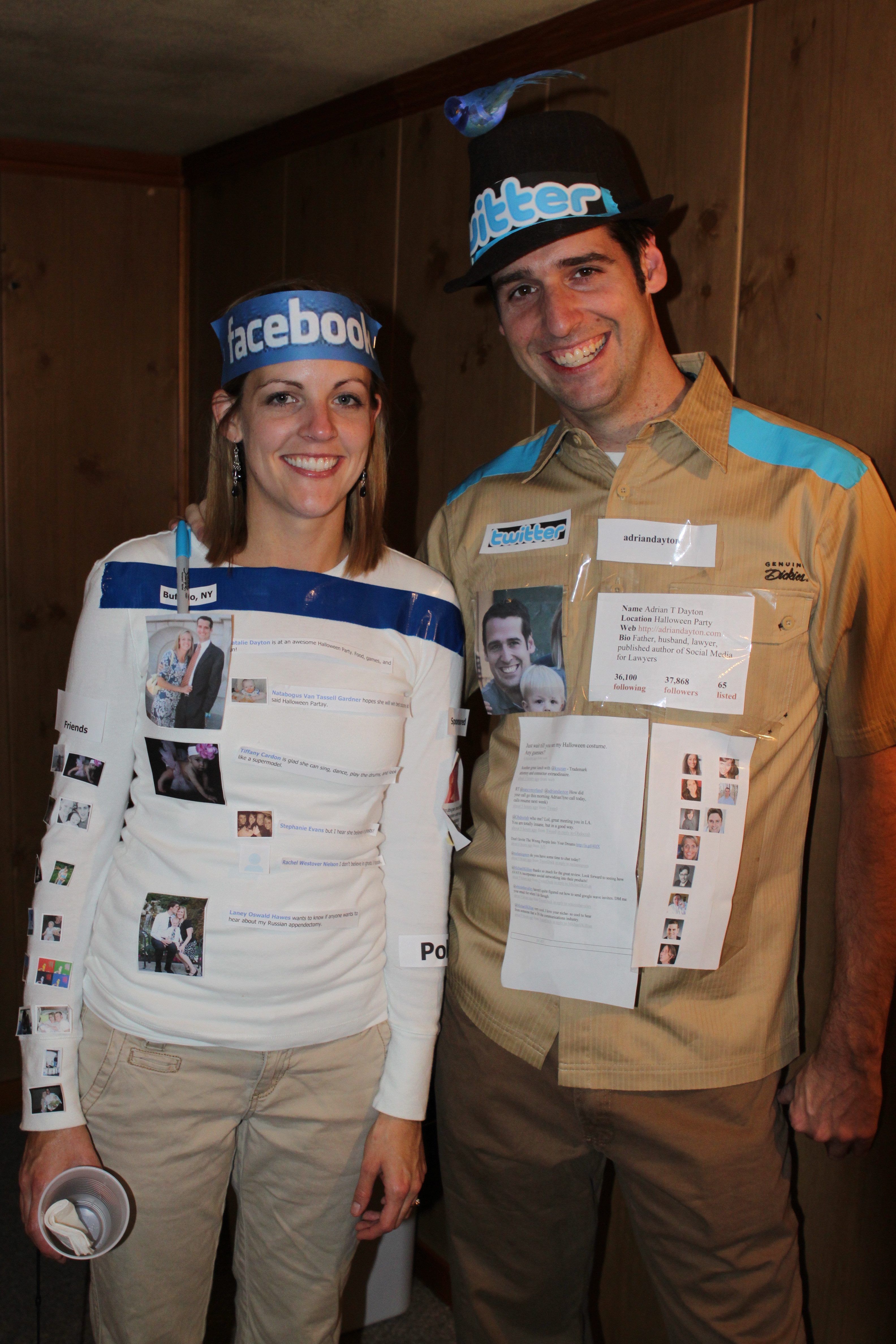 Diy Facebook
 The Social Media Couple Costume