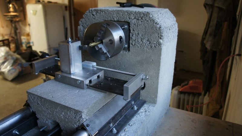 Diy Lathe
 A Heavy Duty DIY Lathe TORMACH LABS