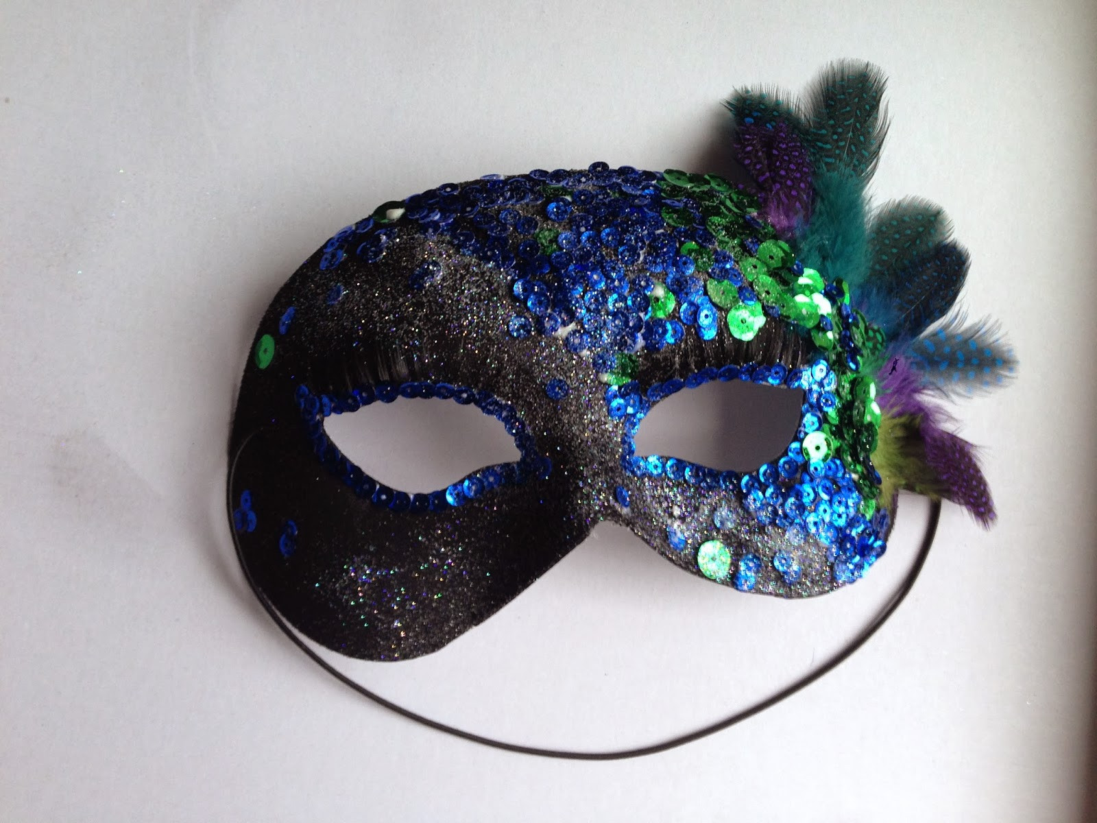 Diy Mask
 Super Simple DIY Masquerade Mask