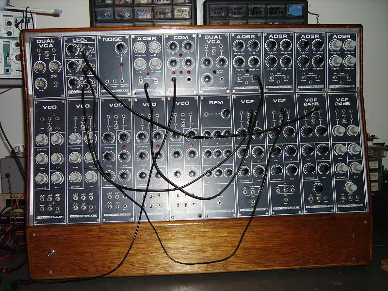 Diy Modular Synth
 RF s DIY Modular Synth Pages