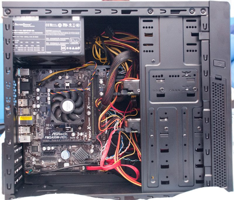 Diy Nas
 The eTeknix Guide To Building Your Own NAS System For