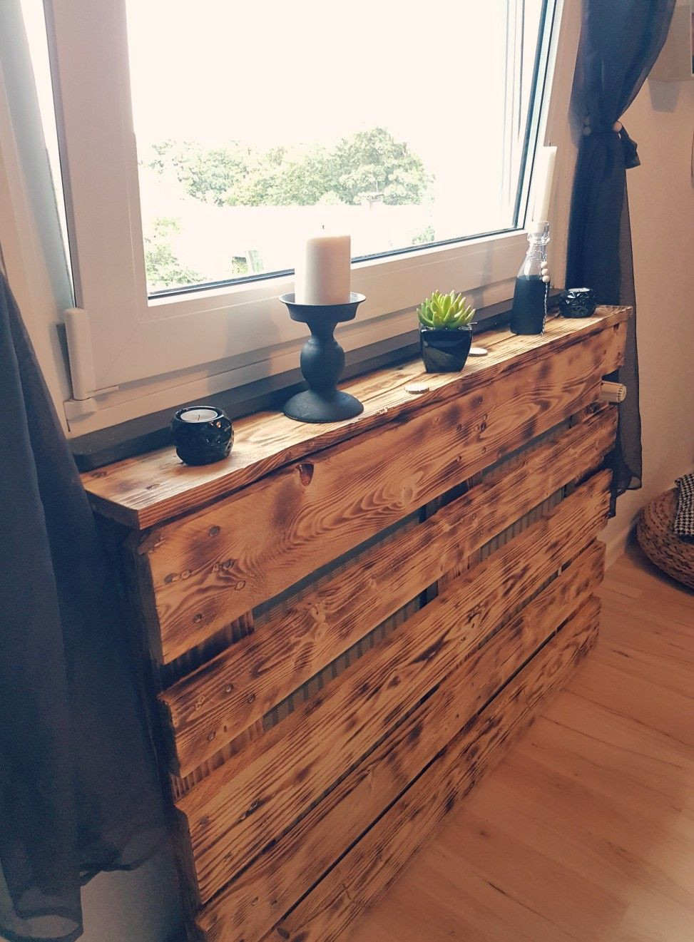 Diy Paletten
 Heizungsverkleidung aus Paletten DiY