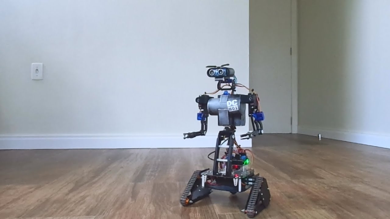 Diy Robot
 Johnny Five like DIY robot aka DC 01 remote controlled