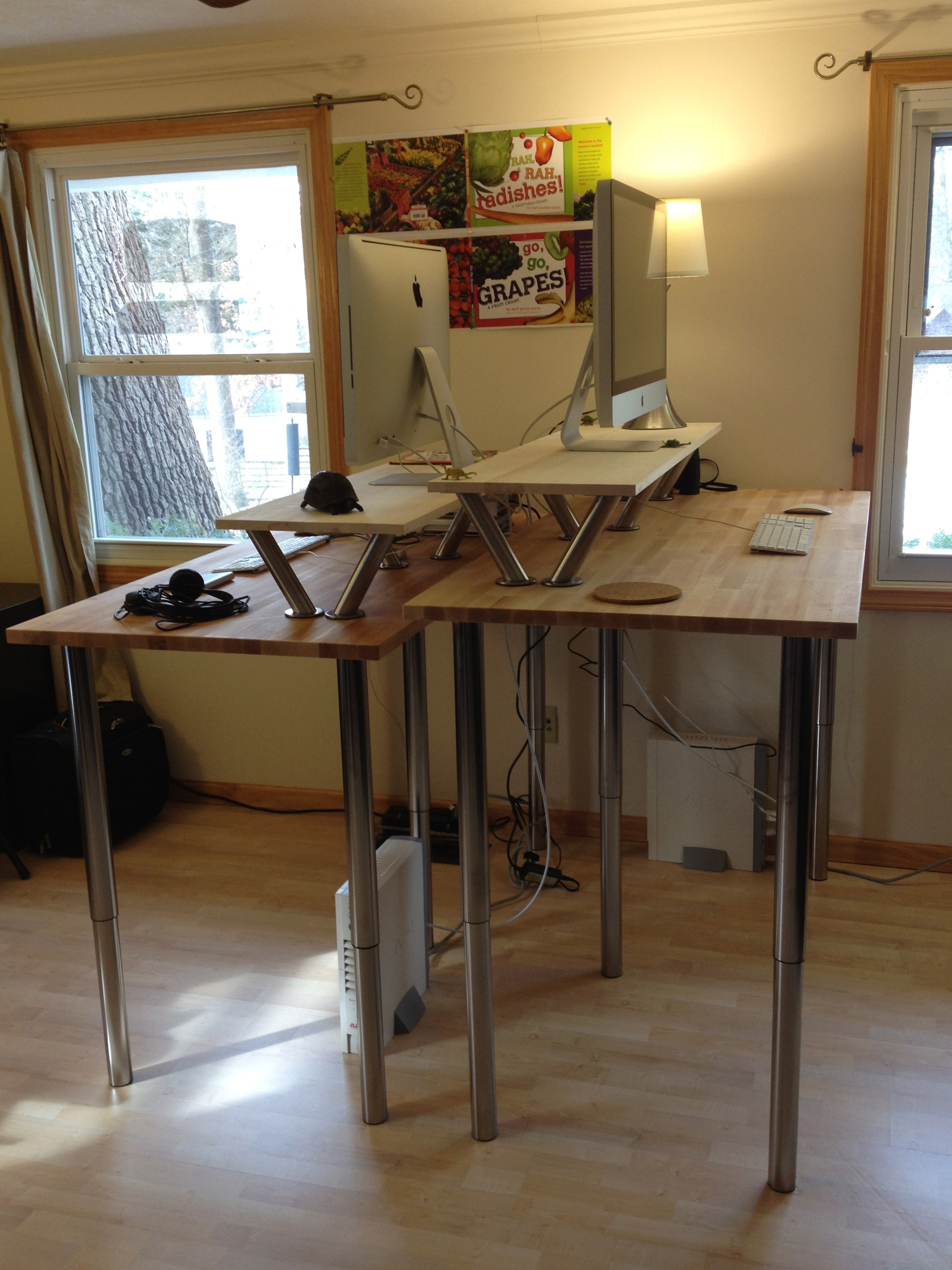 Diy Standing Desk
 21 DIY Standing or Stand Up Desk Ideas