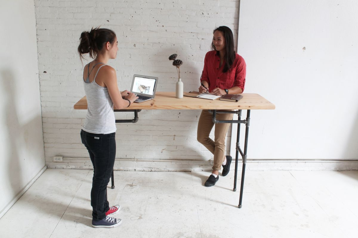 Diy Standing Desk
 DIY Plumbers Pipe Standing Desk