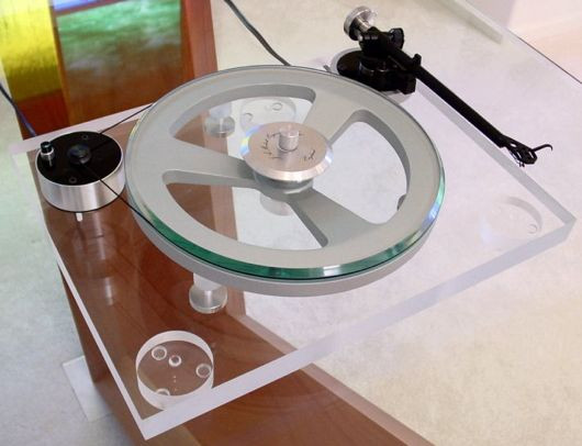 Diy Turntable
 Awesome DIY Turntable – Synthtopia