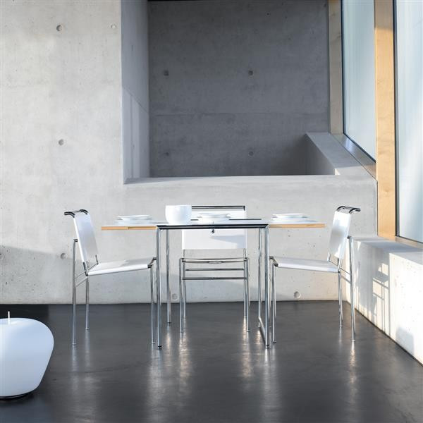 Eileen Grey Tisch
 ClassiCon Jean ausklappbarer Tisch