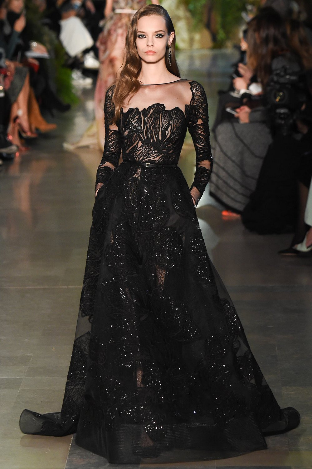 Elie Saab Hochzeitskleid
 Elie Saab TheLookByV