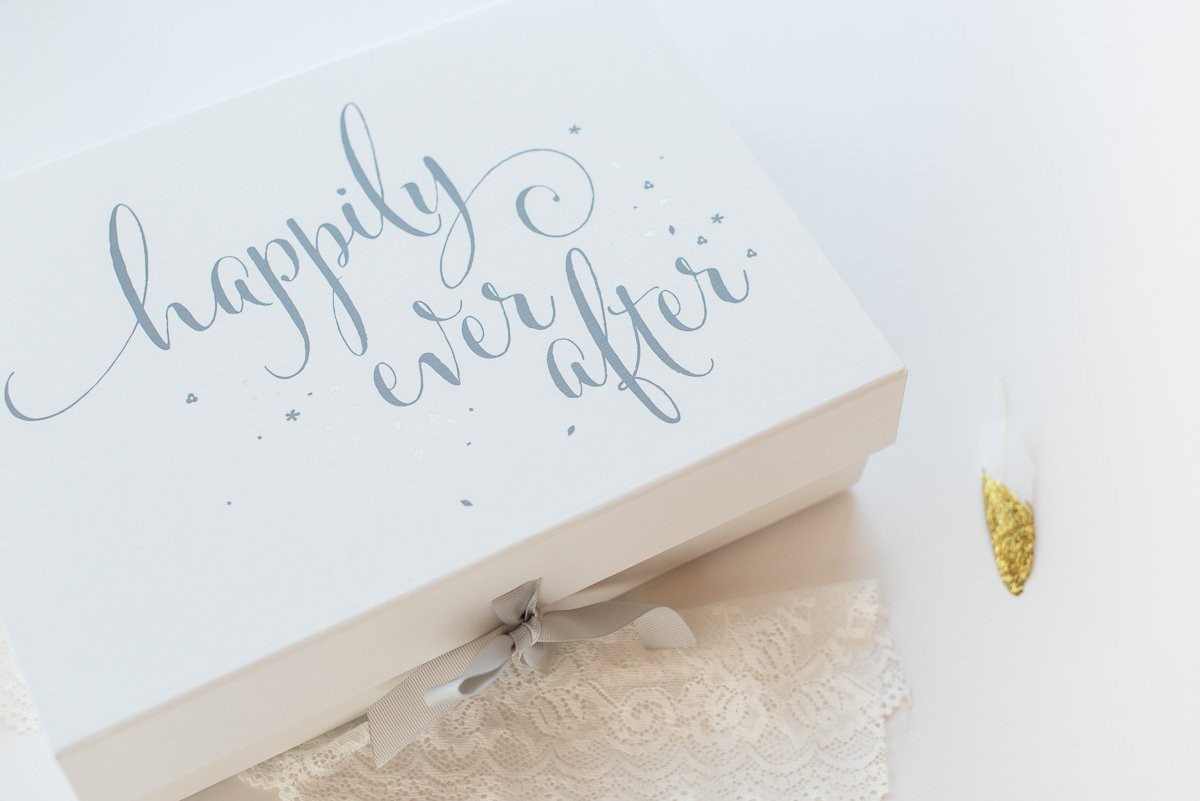 Erinnerungsbox Hochzeit
 Erinnerungsbox Happily ever after Fräulein K Sagt Ja