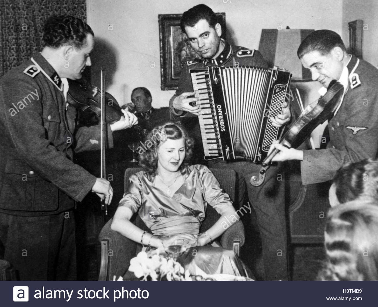 Eva Braun Hochzeit
 Eva Braun Stockfotos & Eva Braun Bilder Alamy