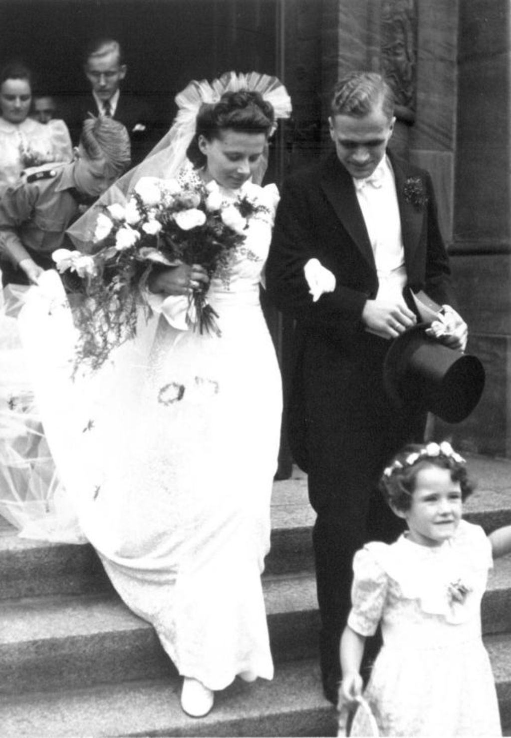 Eva Braun Hochzeit
 LeMO Zeitzeugen Annelies Jandt Hochzeit im Krieg 1940