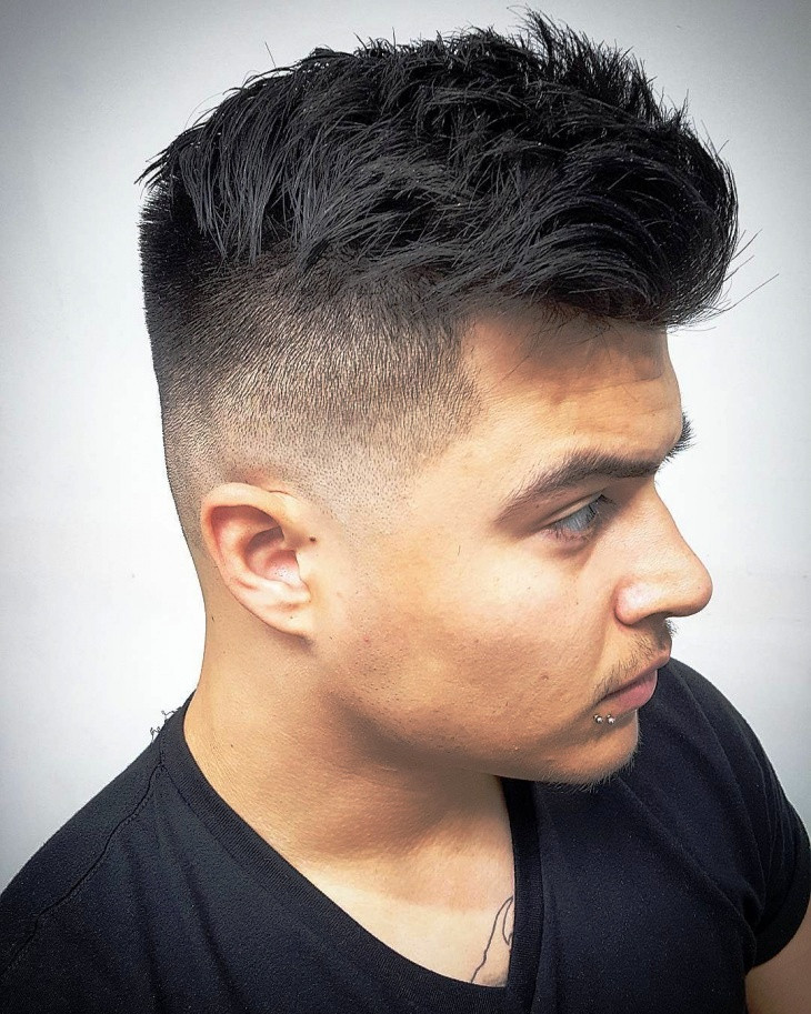 Fade Haarschnitt
 Fade Haarschnitt Für Männer