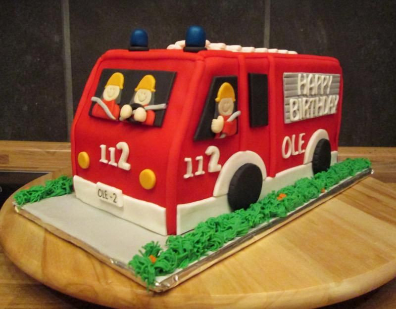 Feuerwehr Kuchen
 Die besten 25 Feuerwehr kuchen Ideen auf Pinterest