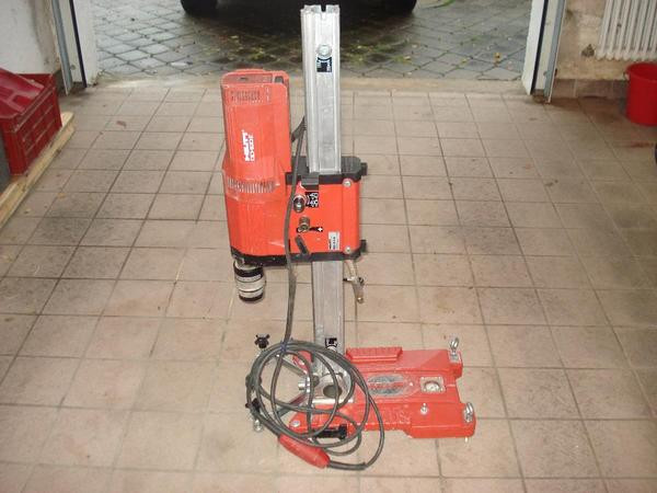 Firmenauflösung Handwerk
 Hilti DD 160E Kernbohrmaschine Vakuumanlage Bohrer in